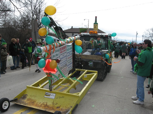 /pictures/ST Pats Floats 2010 - Pants on the ground/IMG_3138a.jpg